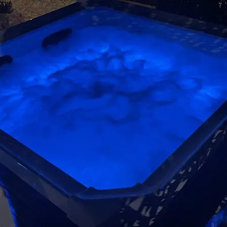 Luxury A Casuzza Con Jacuzzi Vicina Al Mare Casteldaccia